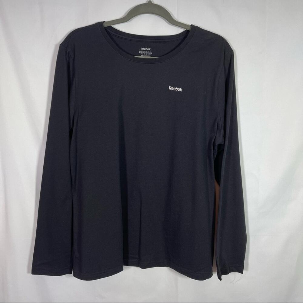 Reebok, Classic Long Sleeve Shirt, Embroidered Logo, Size XL, Pristine condition